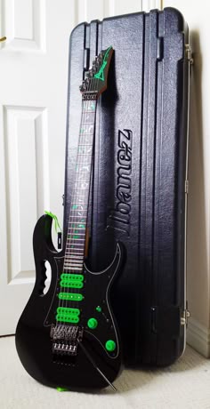 ギター」のアイデア 36 件 2025ギター, かっこいいギターデザインまとめ, エレキギタ