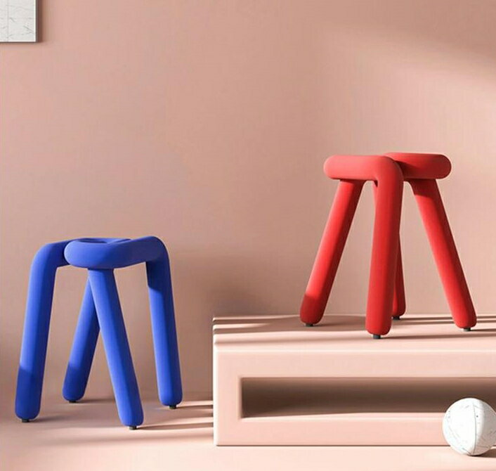 ネイタルデザイン カーミットチェア ELスツール セットでの販売となります。 ストライプのポップデザイン