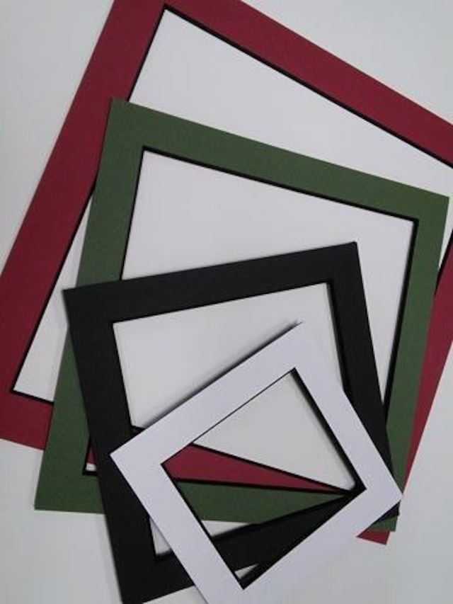 日本製幅広枠正方形ウォールミラー 幅60cm ホワイト 白天然木 姿見鏡 ワイド スクエア ドレッサー 高級感 木製 飛散防止加工 壁掛けヴィンテージ 国産 完成品ミラー・鏡 通販ホームセンターのカインズ