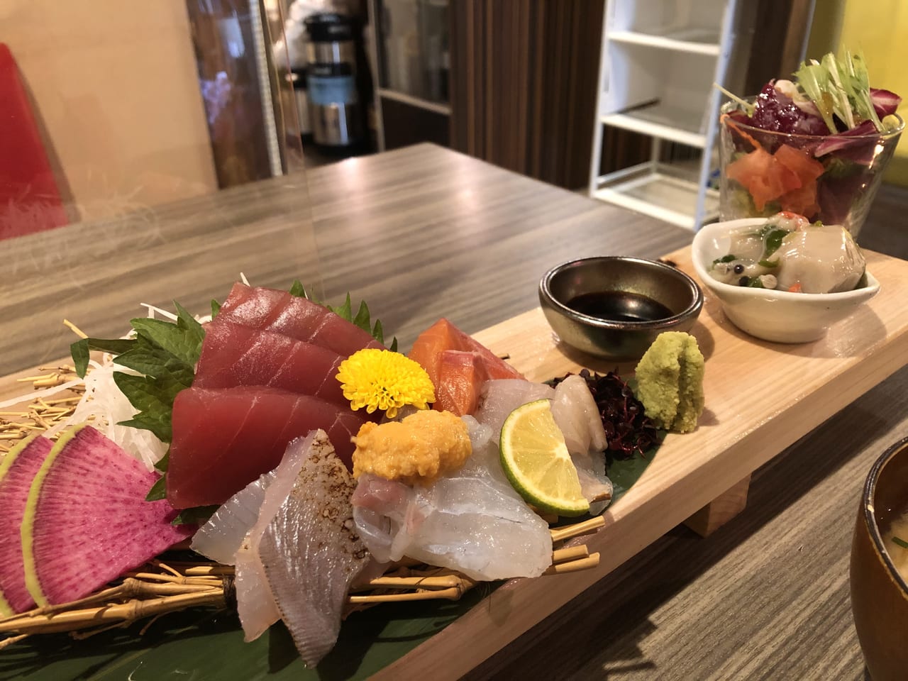 岸和田市】唐揚げが美味しすぎる！おススメは700円の「鶏唐揚げおろしポン酢定食」居酒屋「すいか」の選べる5種類ランチ、皆さんはもう足を運ばれましたか？？  | 号外NET 岸和田市・貝塚市