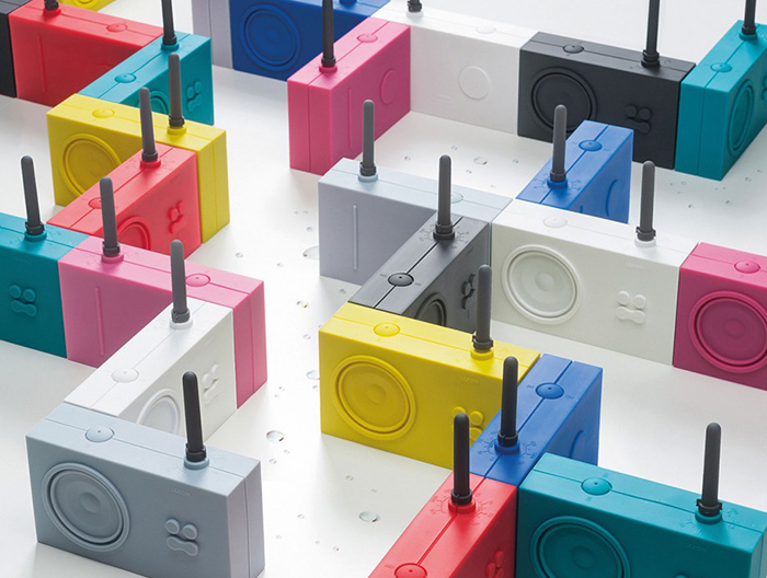 携帯用ラジオ」の7.2万点のロイヤリティフリー画像、写真素材、絵Shutterstock