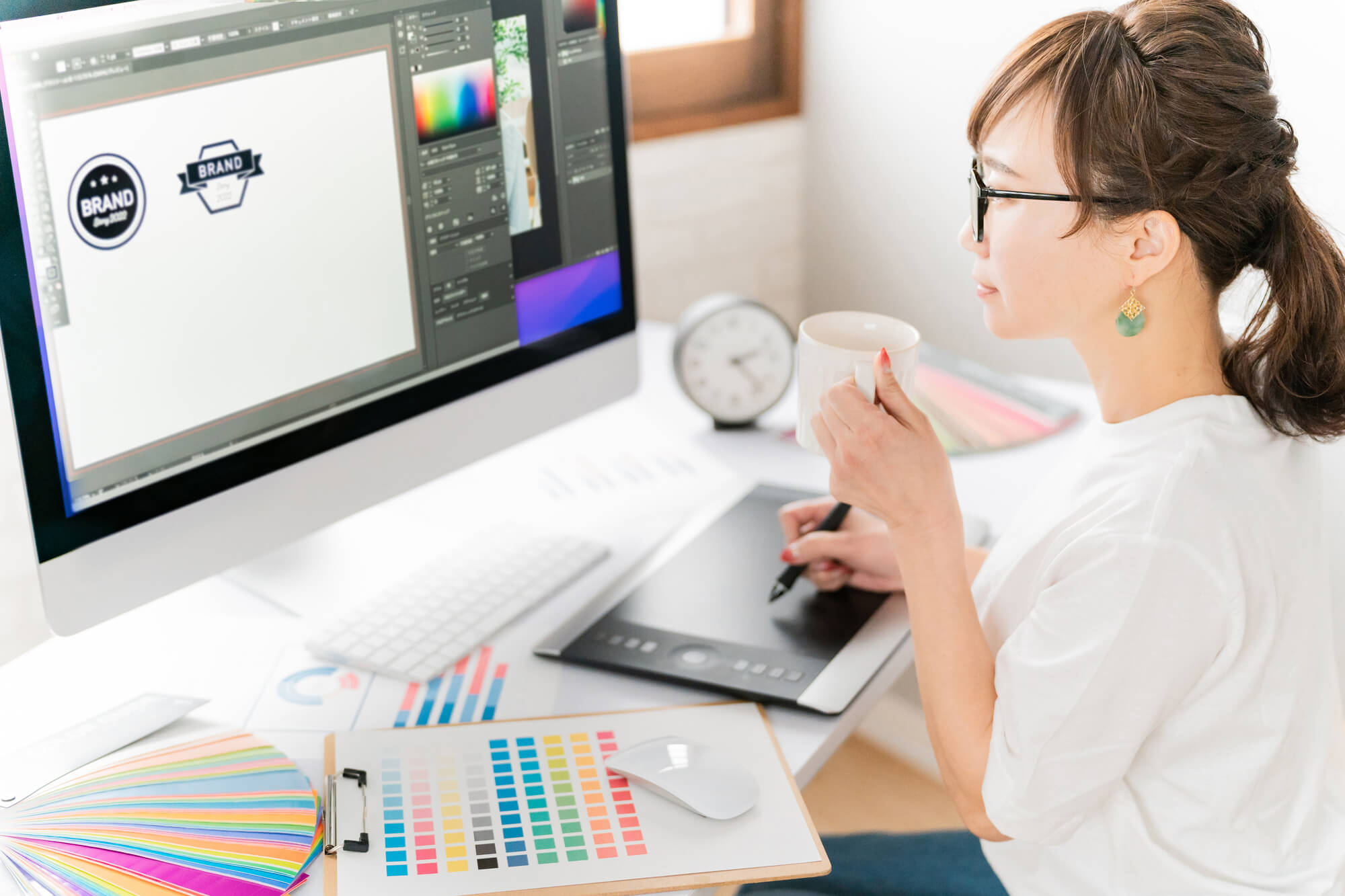 実際いくらかかる？チラシデザインに関する費用つながる印刷通販プリントダップ