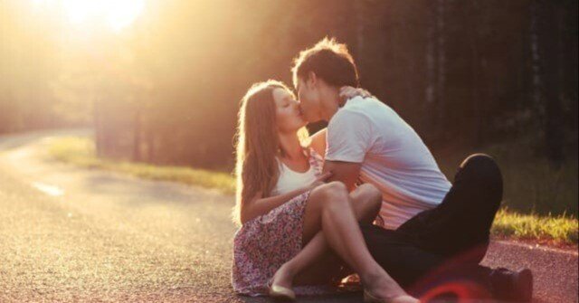 告白のセリフ決定版 絶対にうまくいく男女別告白の殺し文句20選ウェディングニュース