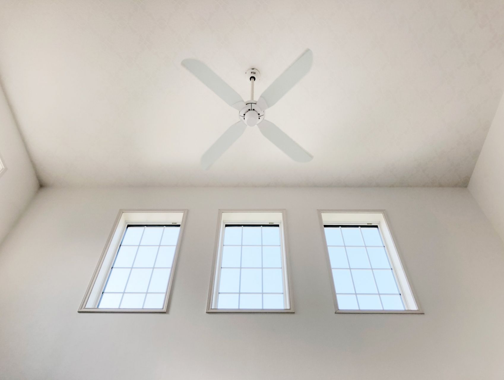 ホタルクス LEDシーリングファンライト レビュー：寝室につけてみた！安定のホタルック機能も健在 - 電子徒然雑記