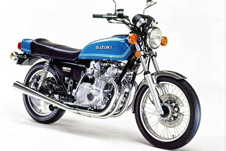 世界に衝撃を与えたデザインで話題沸騰となったGSX1100SカタナBike Life Labバイク王