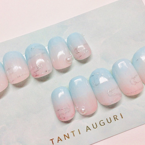 水色とピンクのグラデーション背景素材256565269 毎月1点無料 フリー のストックフォト イメージマート