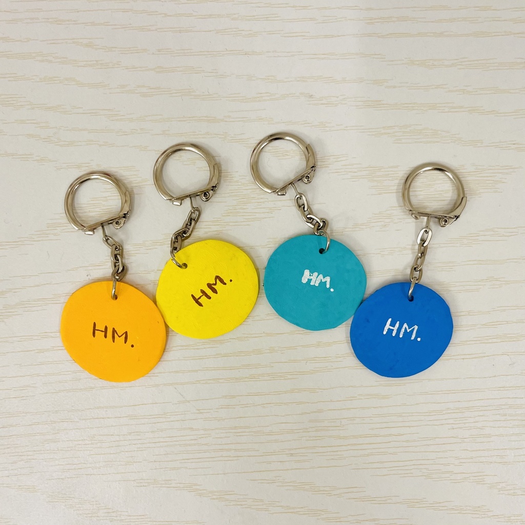 ラミネートキーホルダー ～ハンドメイド作り方～はぎれでできる！ - YouTube