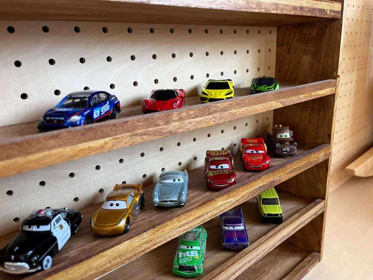 ミニカーショップ ケンボックス ディズニートミカセリアのクーペ ※箱少スレ・買取品・現状渡しMinicar shop KENBOX TOMICA
