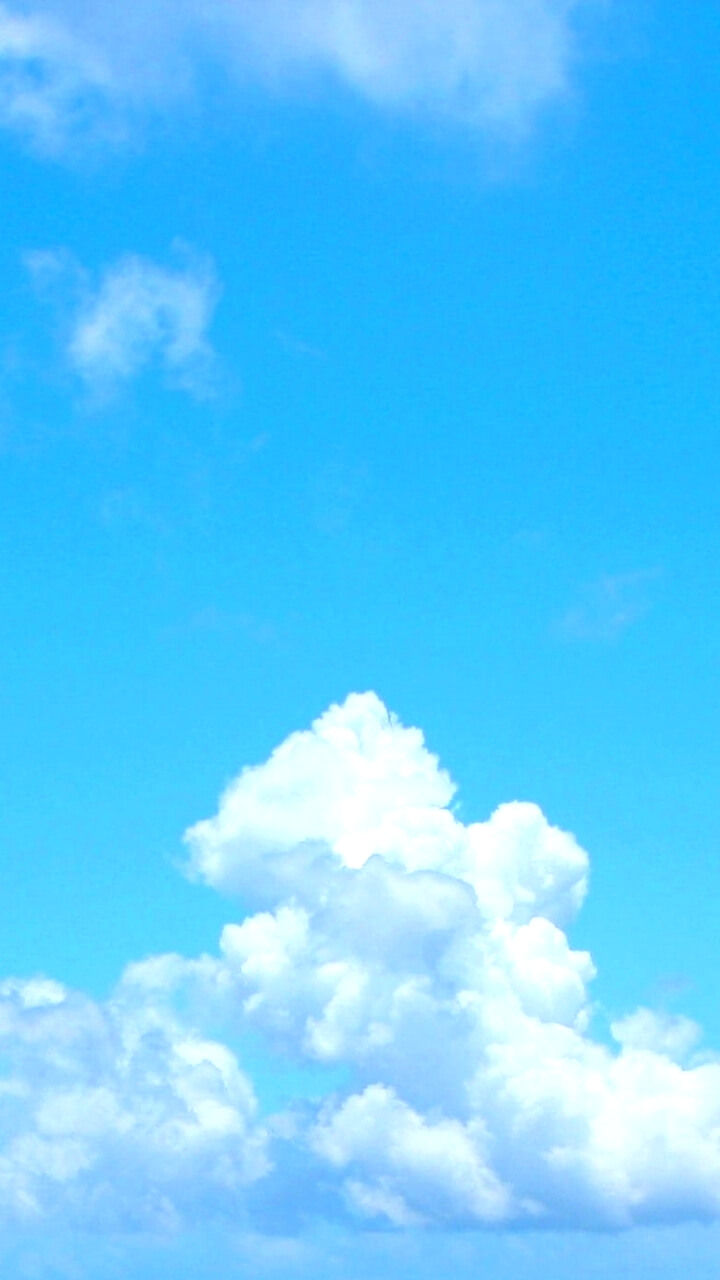 おしゃれな背景とアイコンTikTok