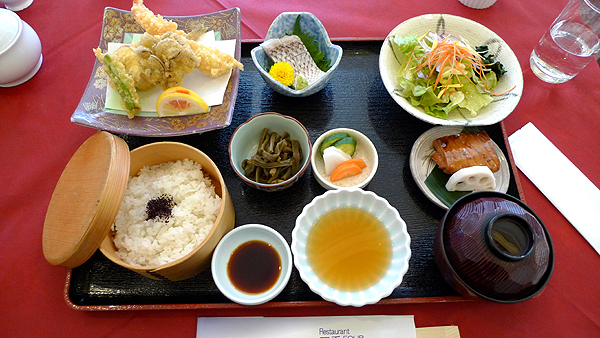 レストラン四季(ホテルアミューズ富岡) - レストラン・その他洋食 / 富岡市