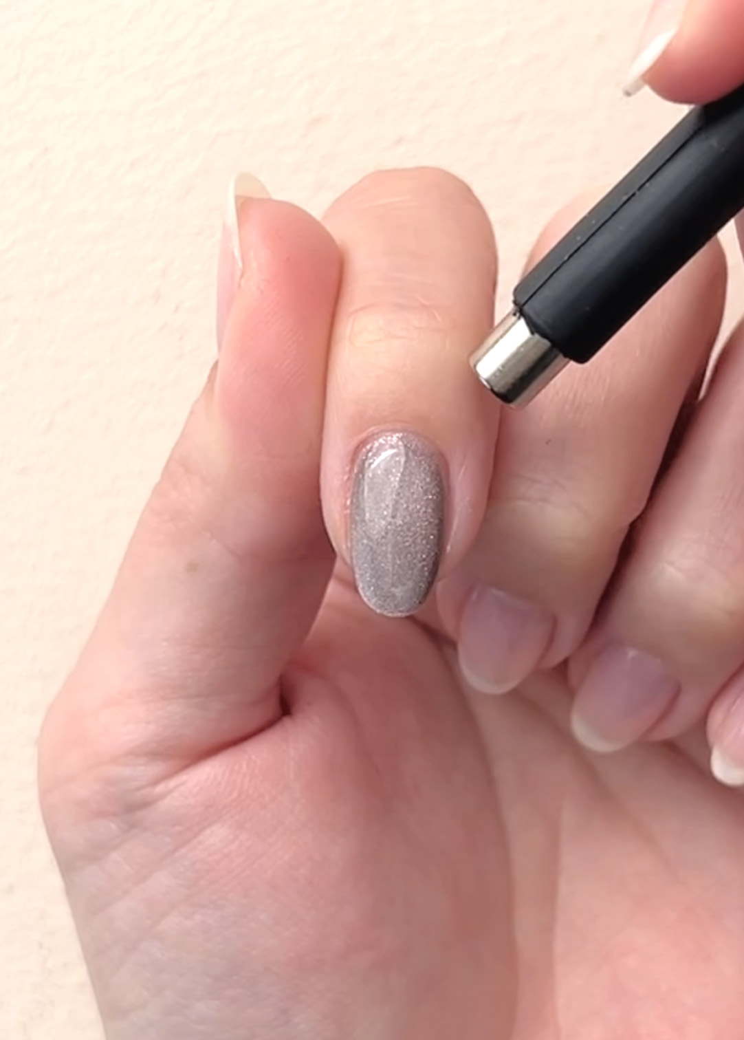 透け感の綺麗なマグネットネイル💫💫 ロングスカルプとっても可愛いです🌹💕 担当 岩田ジェルジェルネイルネイルデザイン岡山ネイル岡山ネイルサロン岡山ジェルネイル スカルプネイルスカルプネイルデザイン スカルプチュアスカルプワンカラージェル