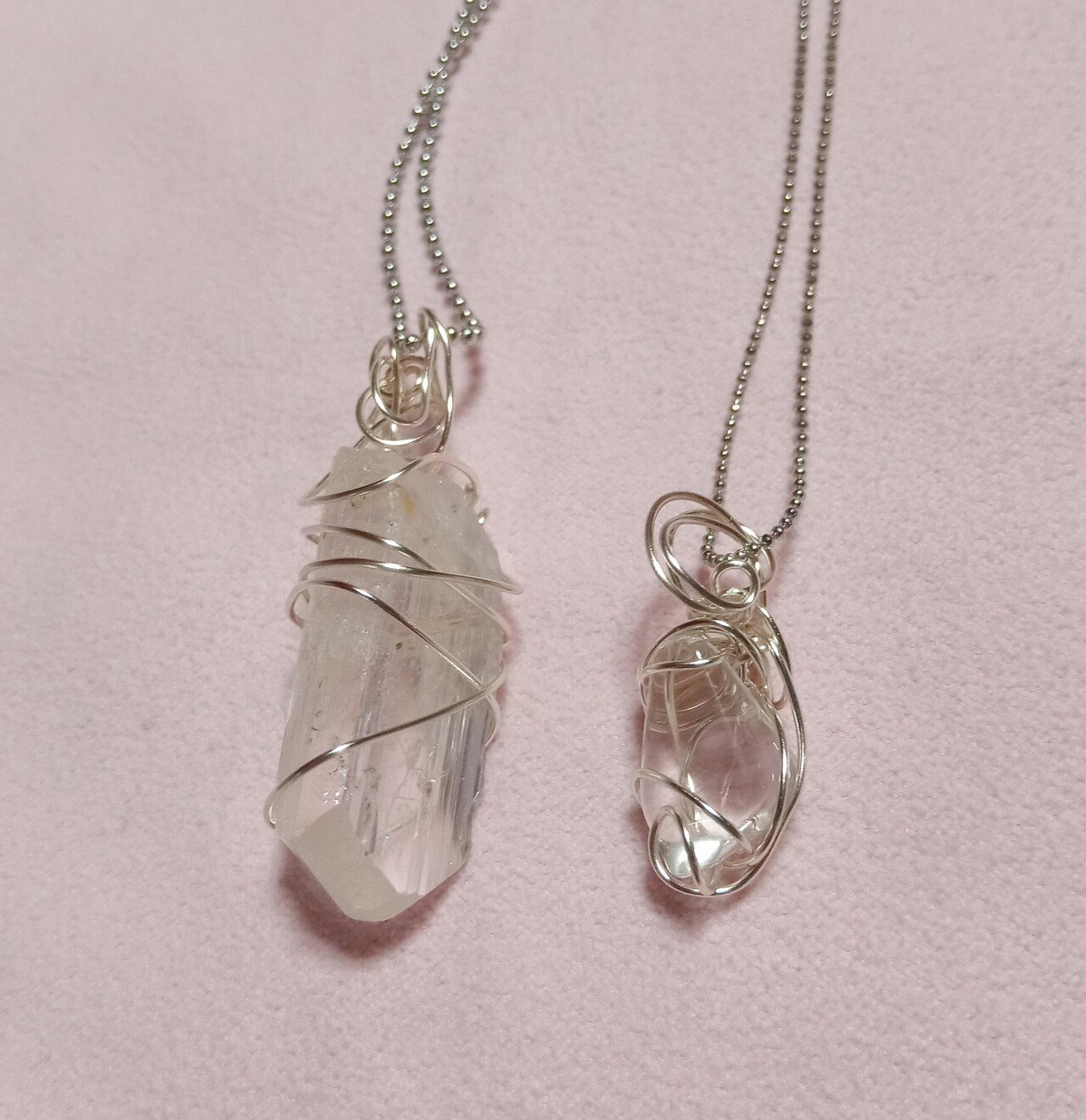 楽天市場好きな石が選べる ソーダライト 方ソーダ石 ・タンブルペンダント ネックレス◇革紐仕様◇ メンズ レディース ペア ・パワーストーン・天然石・ハンドメイド・手作り・お守り・自然の姿の原石は石の波動が強力！ :パワーストーン通販専門店GRAVEL