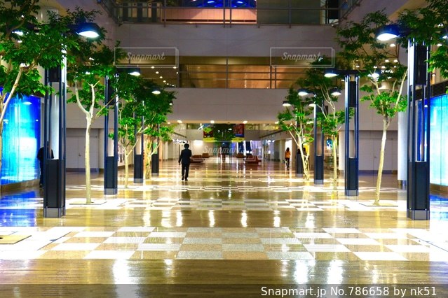 未来感3D - バックグラウンドフリー素材 - フルHDサイズ：1,920×1,200ピクセル