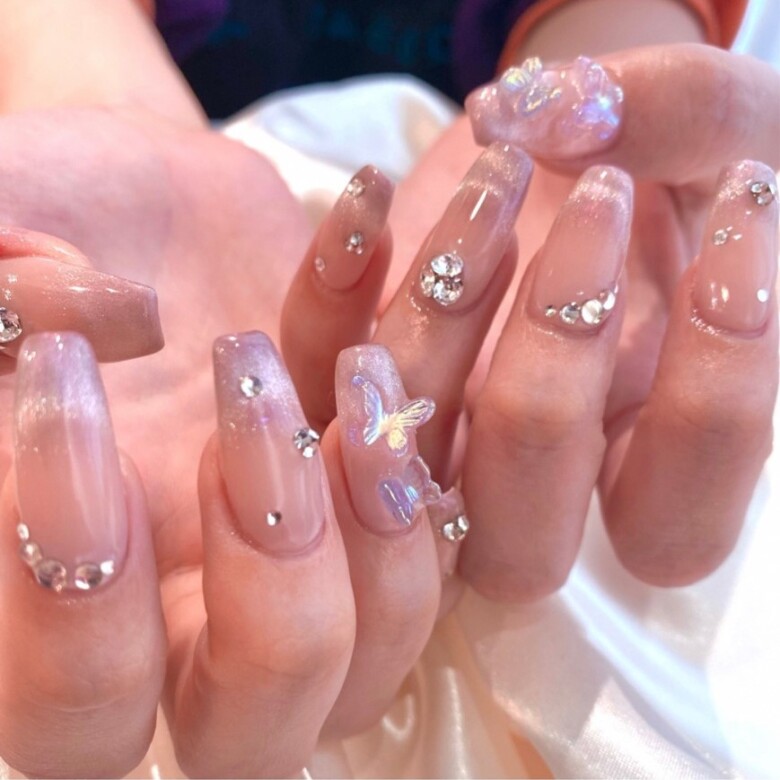 マグネットネイルの人気デザイン7選！エディターが厳選して紹介ネイリーマガジン