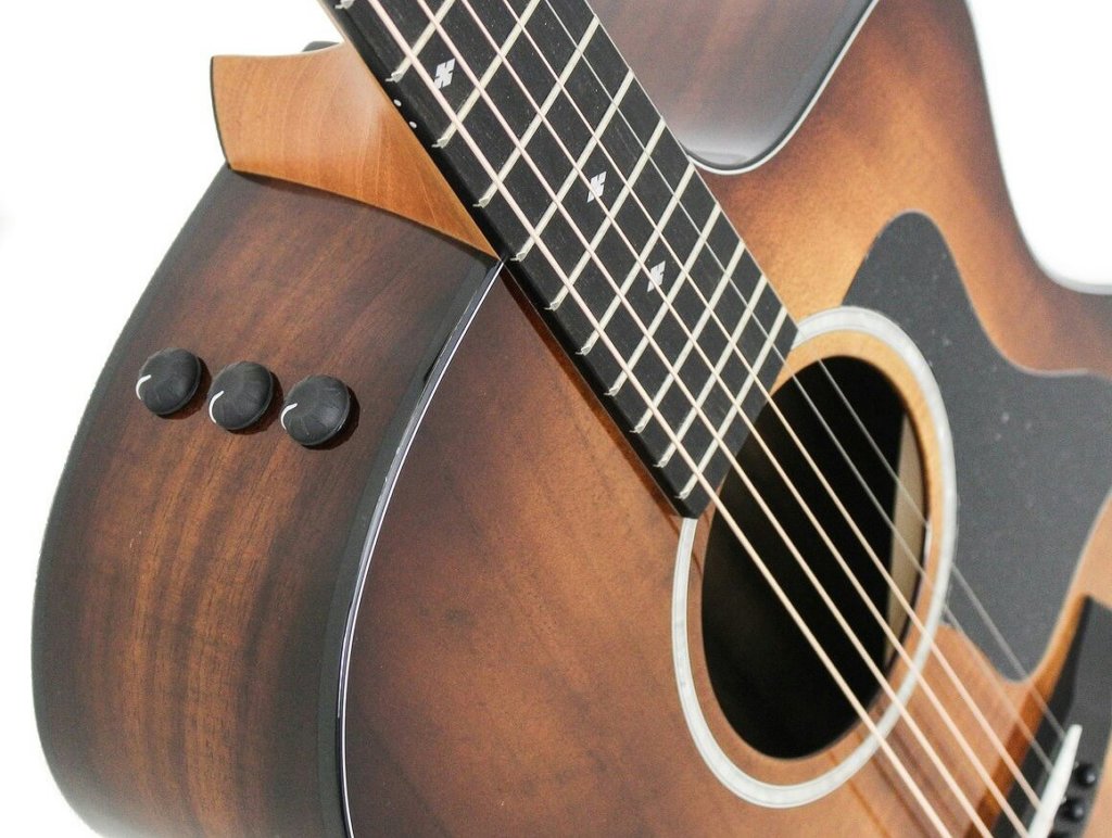 アコースティックギターの選び方
