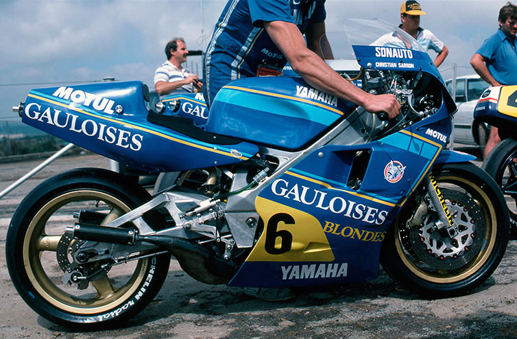 タミヤ 1 12 オートバイシリーズ ヤマハYZR-M1 50thアニバーサリーUSインターカラータミヤ