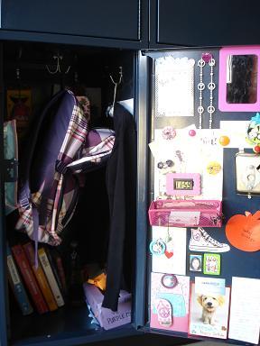 31 件の「ロッカーデコ」のアイデアを今すぐ保存ロッカー、ロッカールーム、学校のロッカー など