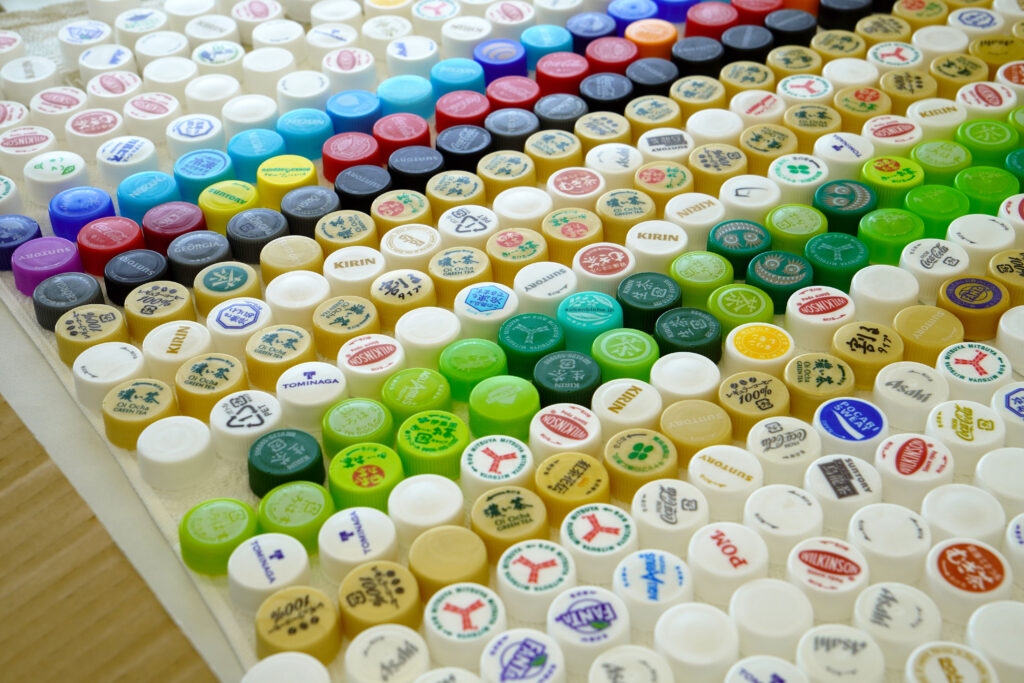 ペットボトルキャップ回収専門BOX SEVEN GOALS セブンゴールズ – 世界の子どもにワクチンを 日本委員会