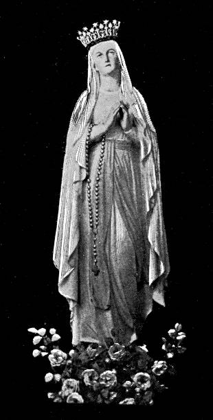 260点を超える聖母マリア 像のイラスト素材、ロイヤリティフリーのベクター素材グラフィックスとクリップアート - iStock