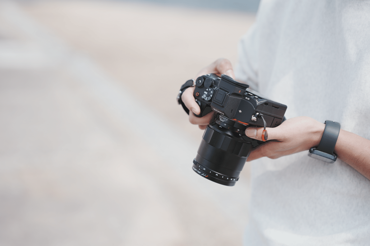 SONY シネマカメラ ILME-FX6V ボディのみ撮影機材や放送機材のレンタル メディア・リース