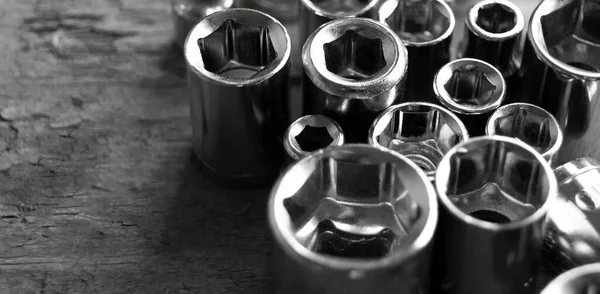 アルミ素材の硬質クロムメッキの再メッキできますか 硬質クロムメッキ加工のQ&A金・銀・スズメッキのコダマ