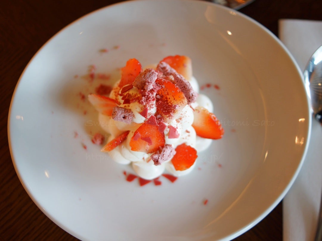 GLACIEL グラッシェル ＠表参道 バシュラングラッセ マンゴーパッション - ひっそり斬る