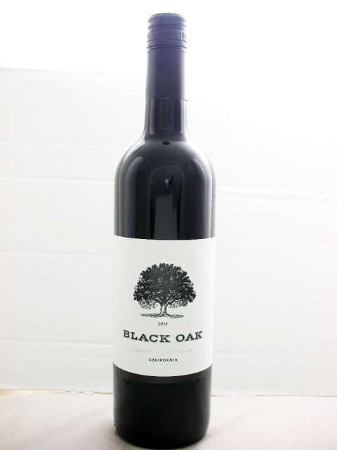 A Week On The Wrist: オーデマ ピゲ ロイヤル オーク 常識を覆した34mmブラックセラミックモデルを1週間レビュー -Hodinkee Japanホディンキー 日本版