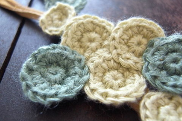 フード付き手袋 無料編み図 模様編み かぎ編み北欧風無料編み図 アケメロン伝説～きみだけに～