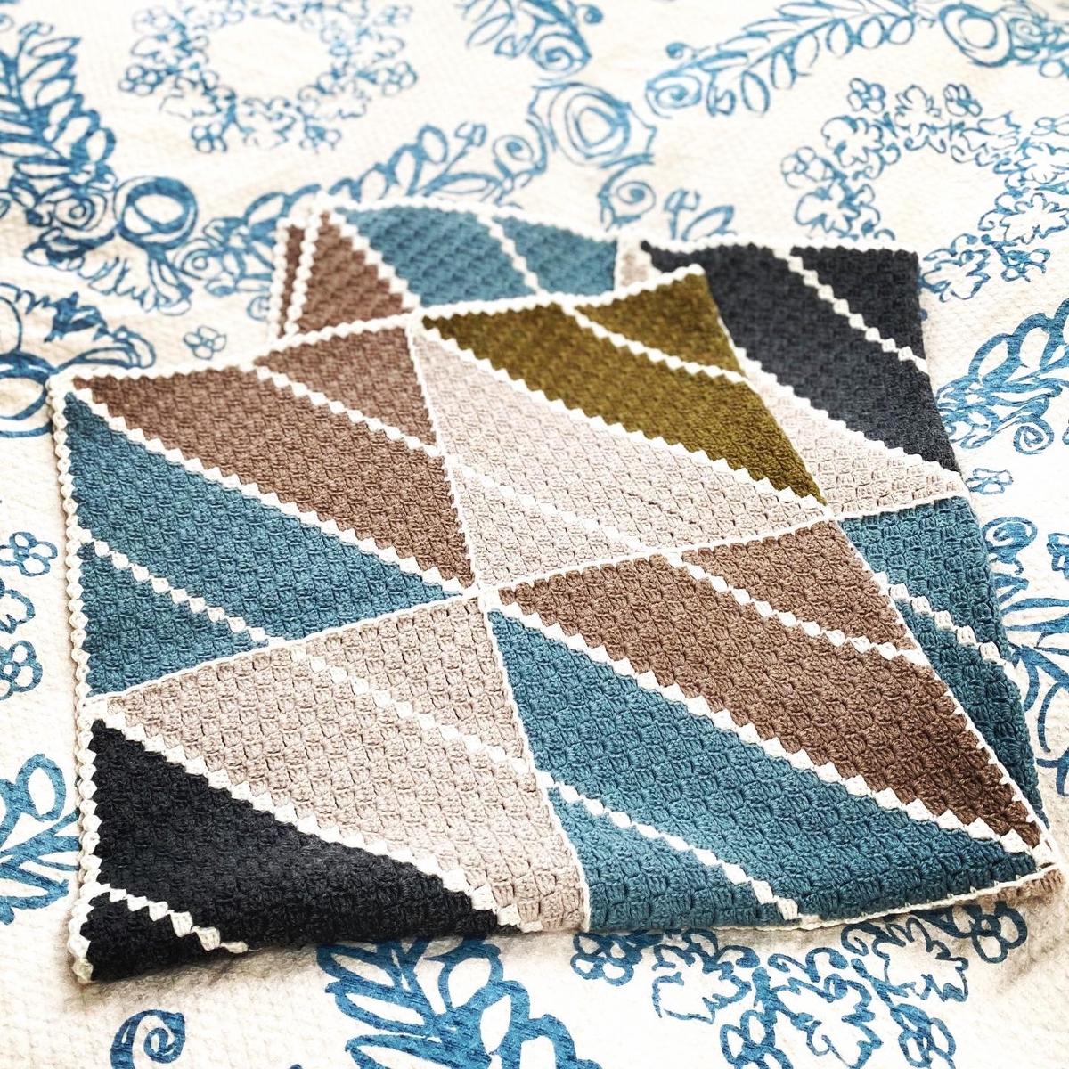 5 6 ダイアゴナルステッチ 長方形のひざ掛けYou Tube で配信中🥰🐶リカチャンネル編み物部編み物かぎ針編み