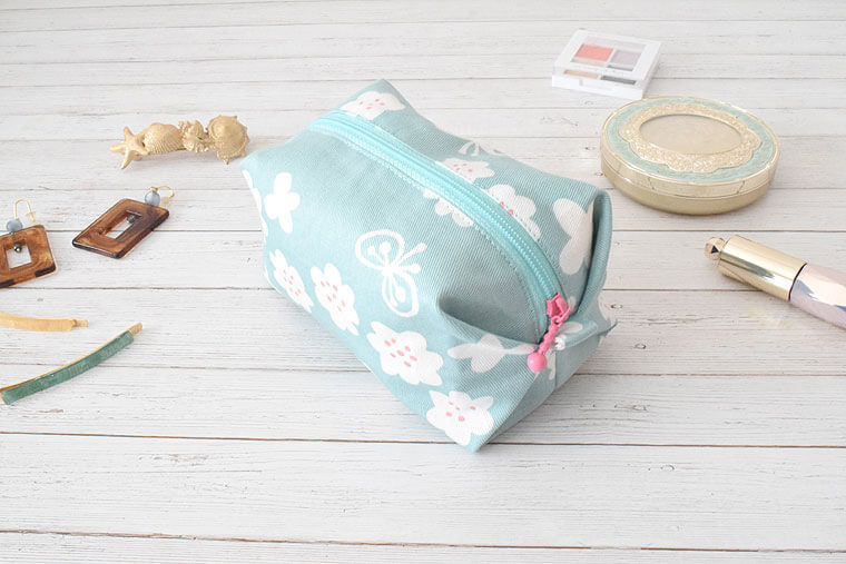 筒形ポーチぬいのポーチと時々オフトゥン掲載作品 : mini-poche