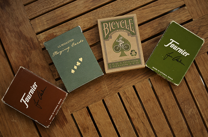 ウォール アート トランプ ヴィンテージ調 木製 おしゃれ かわいい 壁掛け インテリア レトロ オーナメント ディスプレイ 装飾 ギフト カフェ