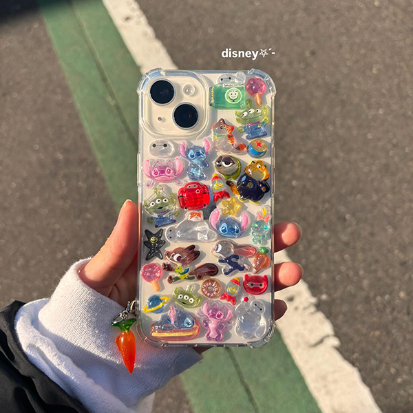 写真やステッカーを挟んでスマホケースを楽しくアレンジ。iFaceReflection専用インナーシートにドラえもんファン必見のユニークな新柄4種が登場！Hamee株式会社のプレスリリース