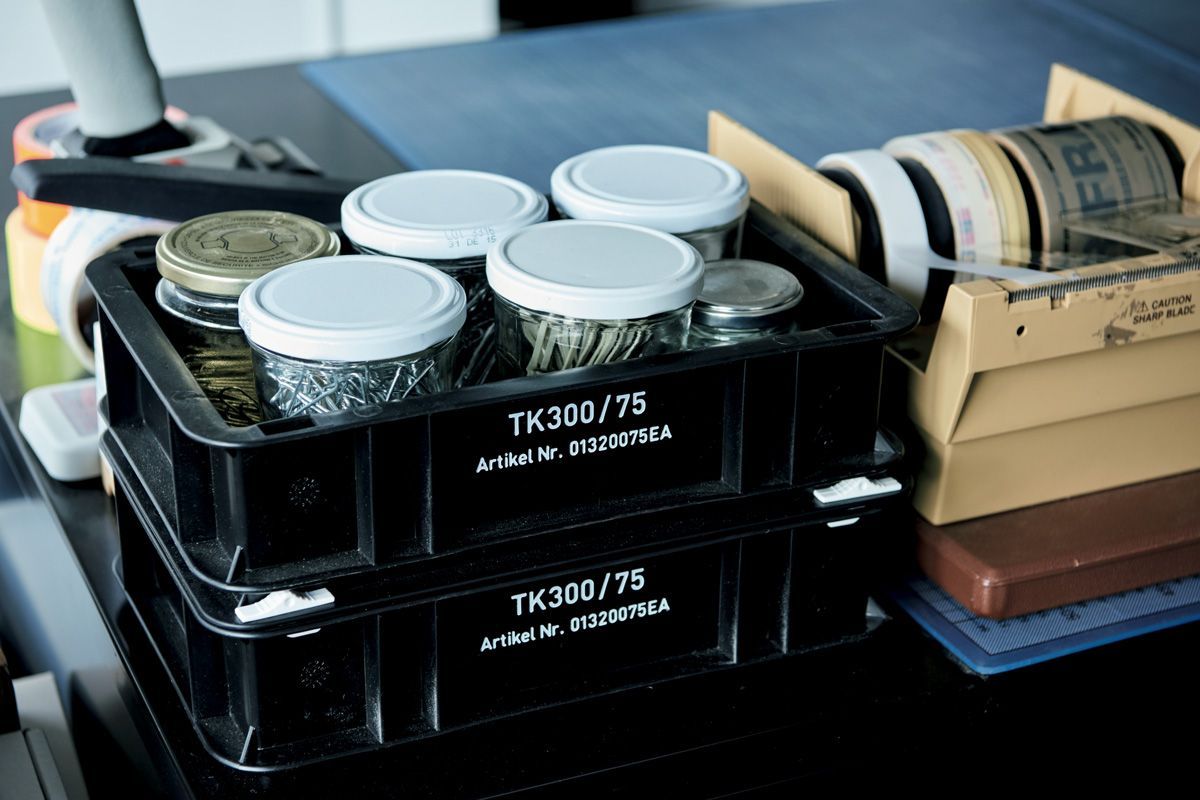 アートディレクター・平林奈緒美が、本当に欲しかった「スチール製のオーガナイザー」を作るまでブルータス BRUTUS.jp