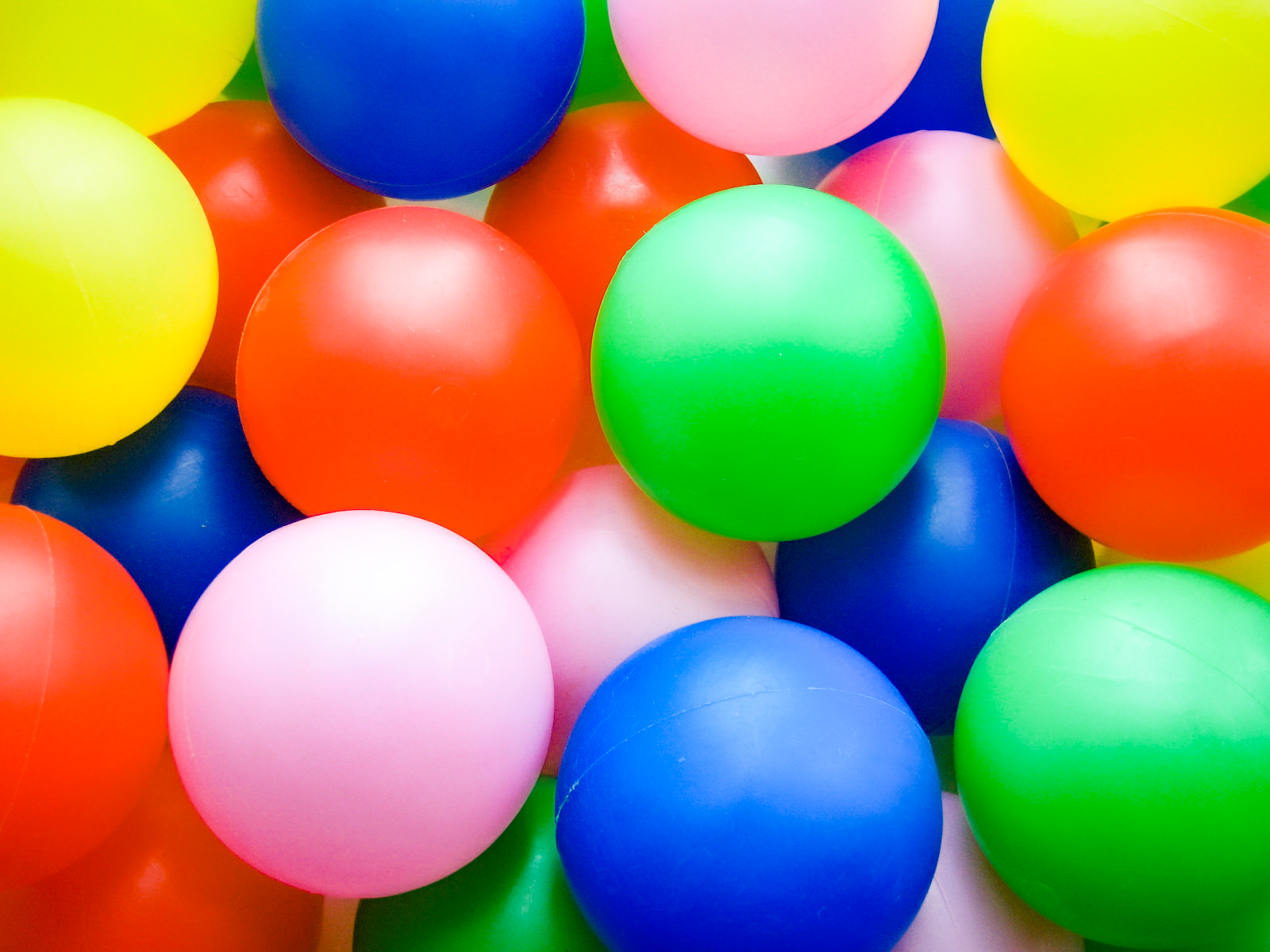 フリーイラストカラフルな水玉模様の背景パブリックドメインQ：著作権フリー画像素材集