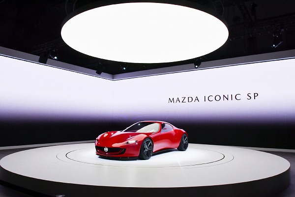 UI UXとは？ それぞれの意味や違い、デザインの改善方法まで解説マーケトランク