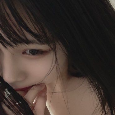 黒系統ファッションの魅力とスタイルガイド