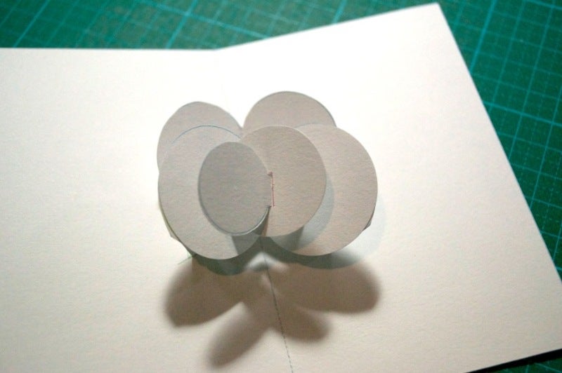 意外と簡単に作れるよ♪ 楽しくてはまっちゃう『ポップアップカード』を手作りしてみよう！キナリノ