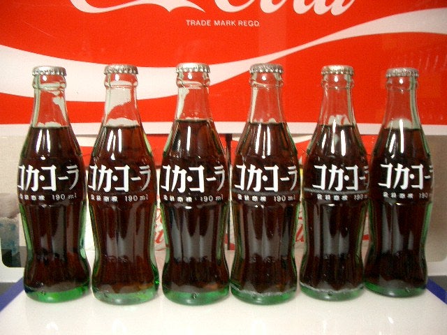 コカ・コーラの歴代CMだけ集めたDVDBARKS