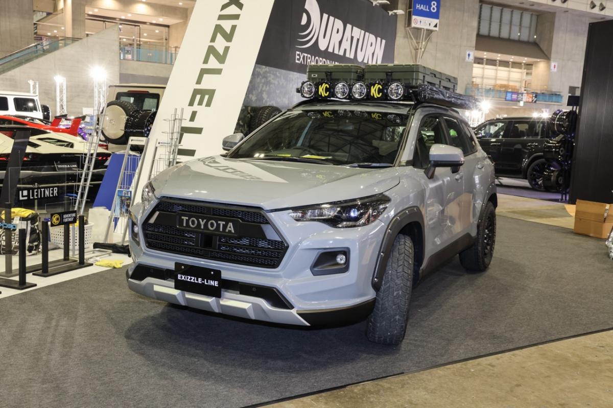 遂に来た！マイナーチェンジ版・トヨタ新型カローラクロス GRSPORTの実車インプレッション動画が公開！アグレッシブな顔つきとフルLEDの点灯箇所をチェックCreative Trend