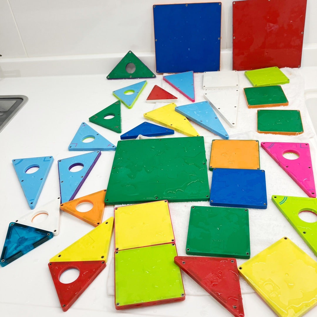 楽天市場ポイント3倍!14日28時間 マグナタイル MAGNA-TILES 収納ボックス & インタラクティブ プレイマット オリジナル磁気ビルディング おもちゃ : パームスアメリカ