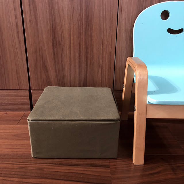 牛乳パック工作 椅子