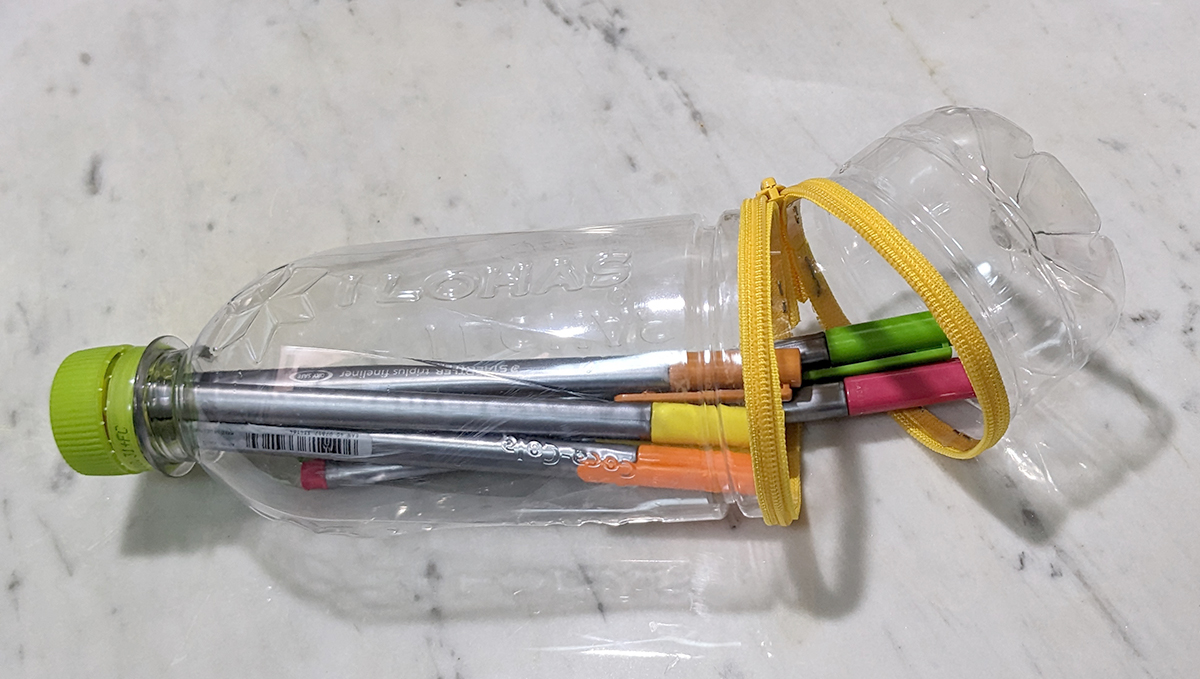 まるでガラス細工！ペットボトルの大きな花オブジェ 簡単工作 ハンドメイドの作り方・アイデア暮らしニスタ