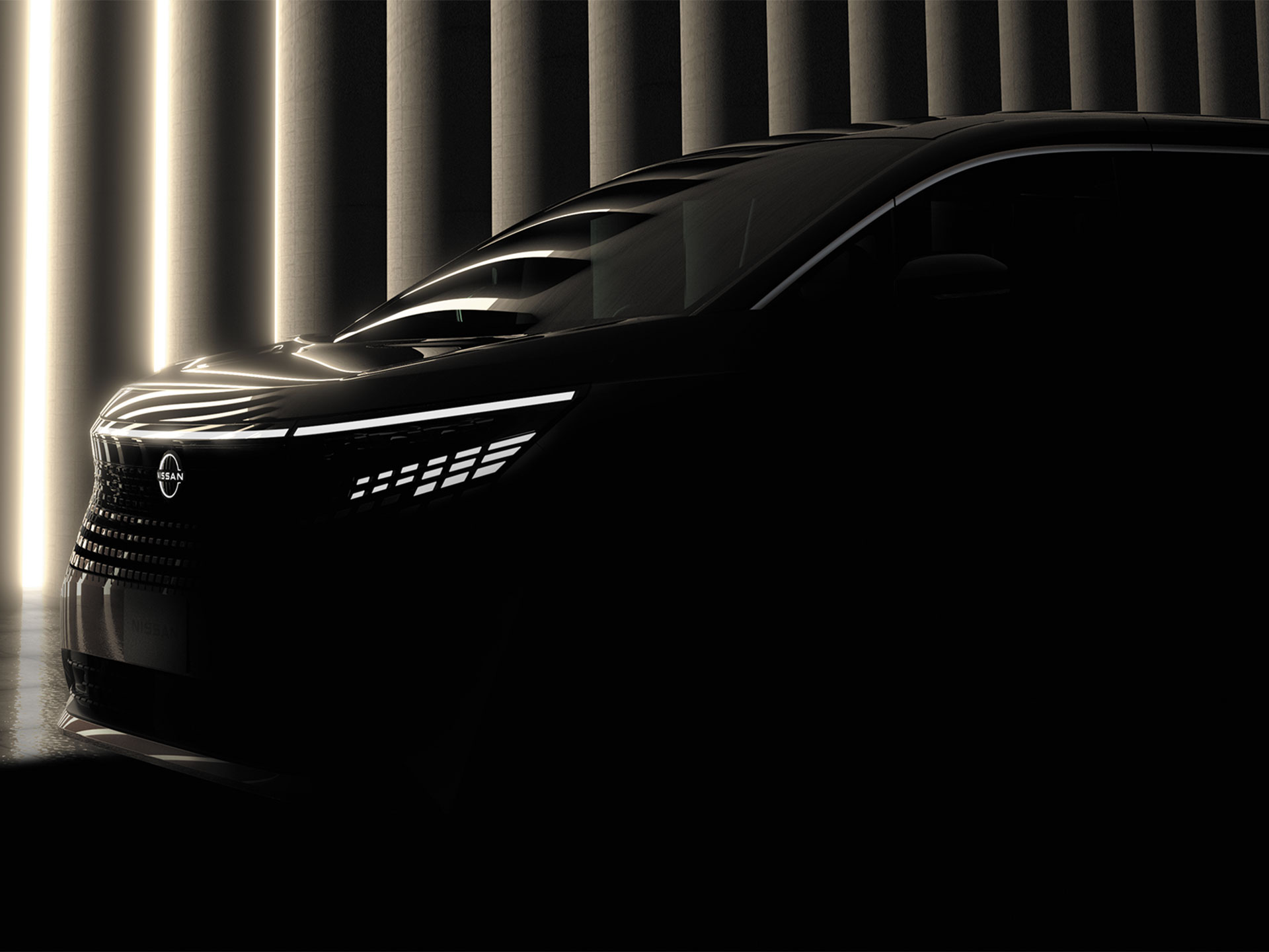 新型エルグランドはアルファード超えの声多し!! 2台を比べるとオラオラ顔じゃない!!! アルファード＆ヴェルファイアをやっちゃえ!!! -自動車情報誌「ベストカー」