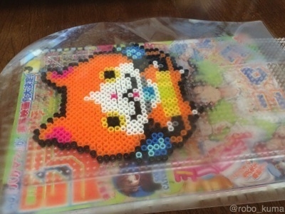 アイロンビーズ アイロンがけのポイント！アイロンペーパー、キラピカシート、クッキングシート、ラミネートフィルムの仕上がりの違い♪手作りしてみたよ♪