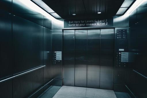 エレベーターのイラスト - イラストの里