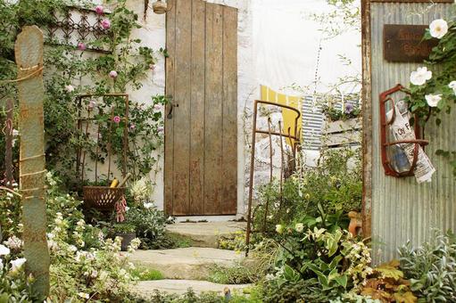 玄関アプローチをおしゃれに！デザイン選びで大切なポイントをお伝え！大阪お洒落な外構デザイン ＆.AnFINI