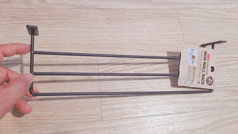 100均のアイアンバーはおしゃれで万能！見かけたら即購入のススメSOSOGoo DIY STAND