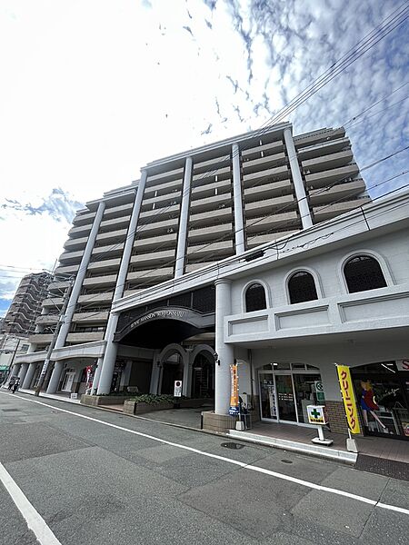 ロイヤルアーク西新の建物情報/福岡県福岡市早良区城西２丁目｜【アットホーム】建物ライブラリー｜不動産・物件・住宅情報