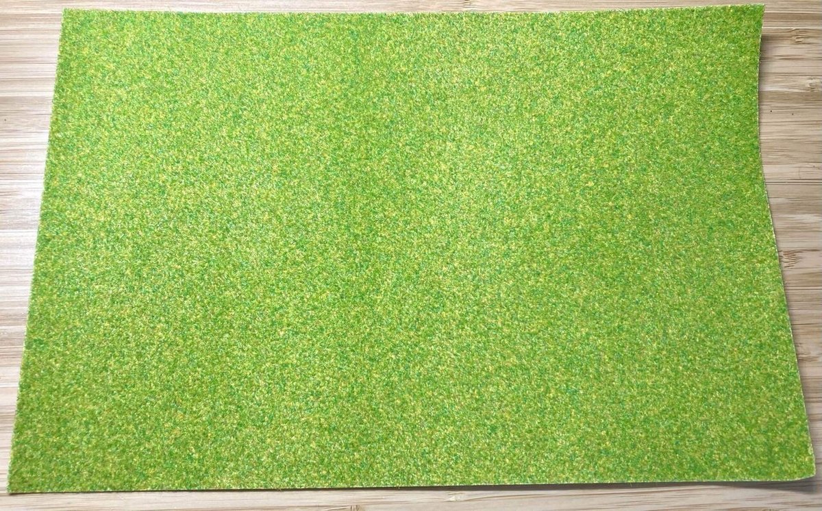 ジオラマに小物を接着していきます！ : 模型部屋でコツコツ