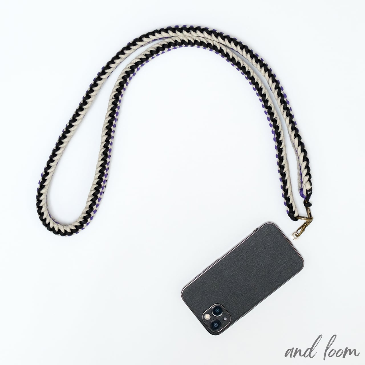 スマホショルダーや愛犬の首輪も簡単に！ひもを結ぶだけの手芸「マクラメ」で作ってみませんか？株式会社主婦の友社 のプレスリリース